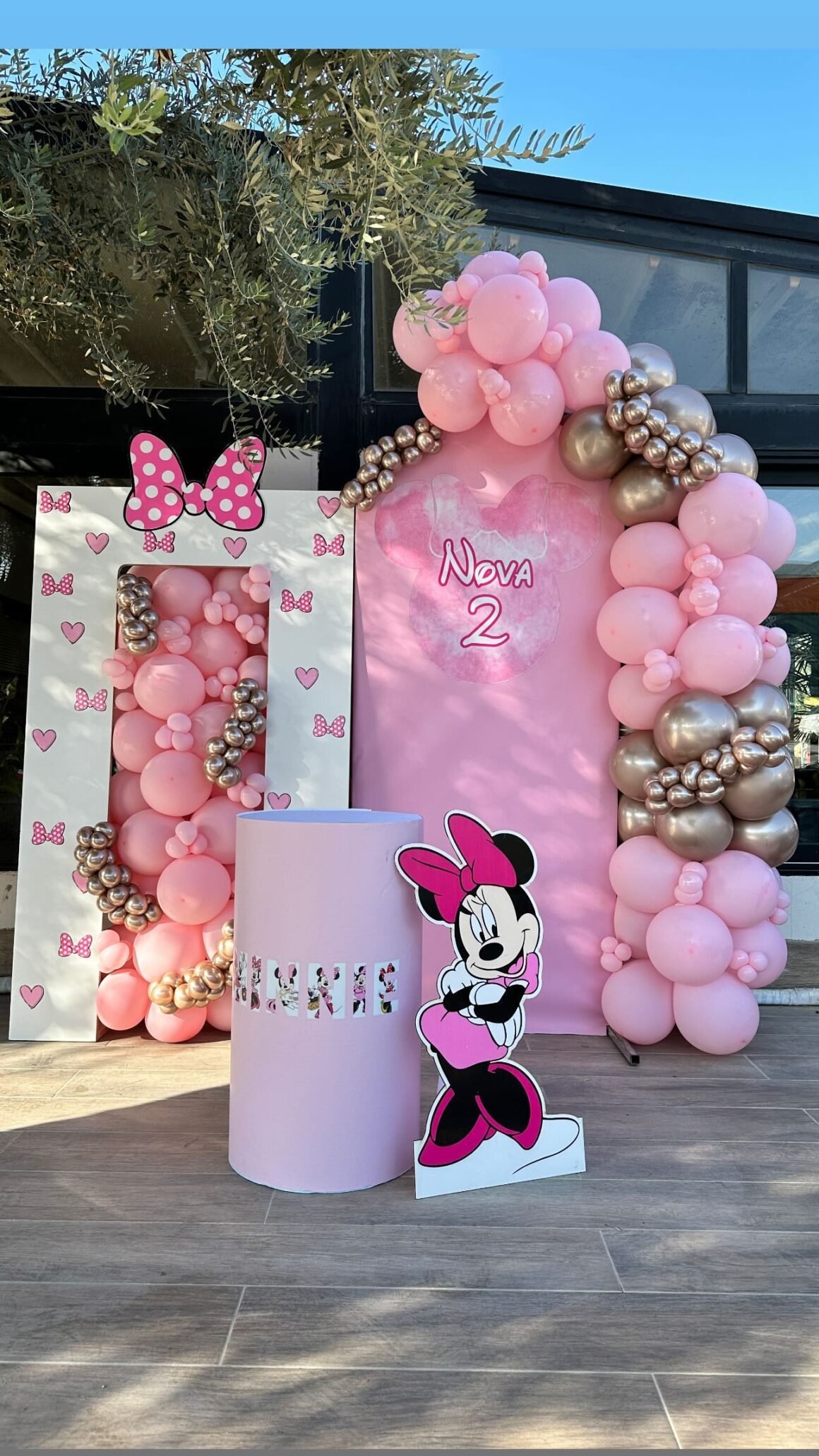 SaveClip.App_573137446_18096679654698459_2598260175728081984_n Doğum Günü